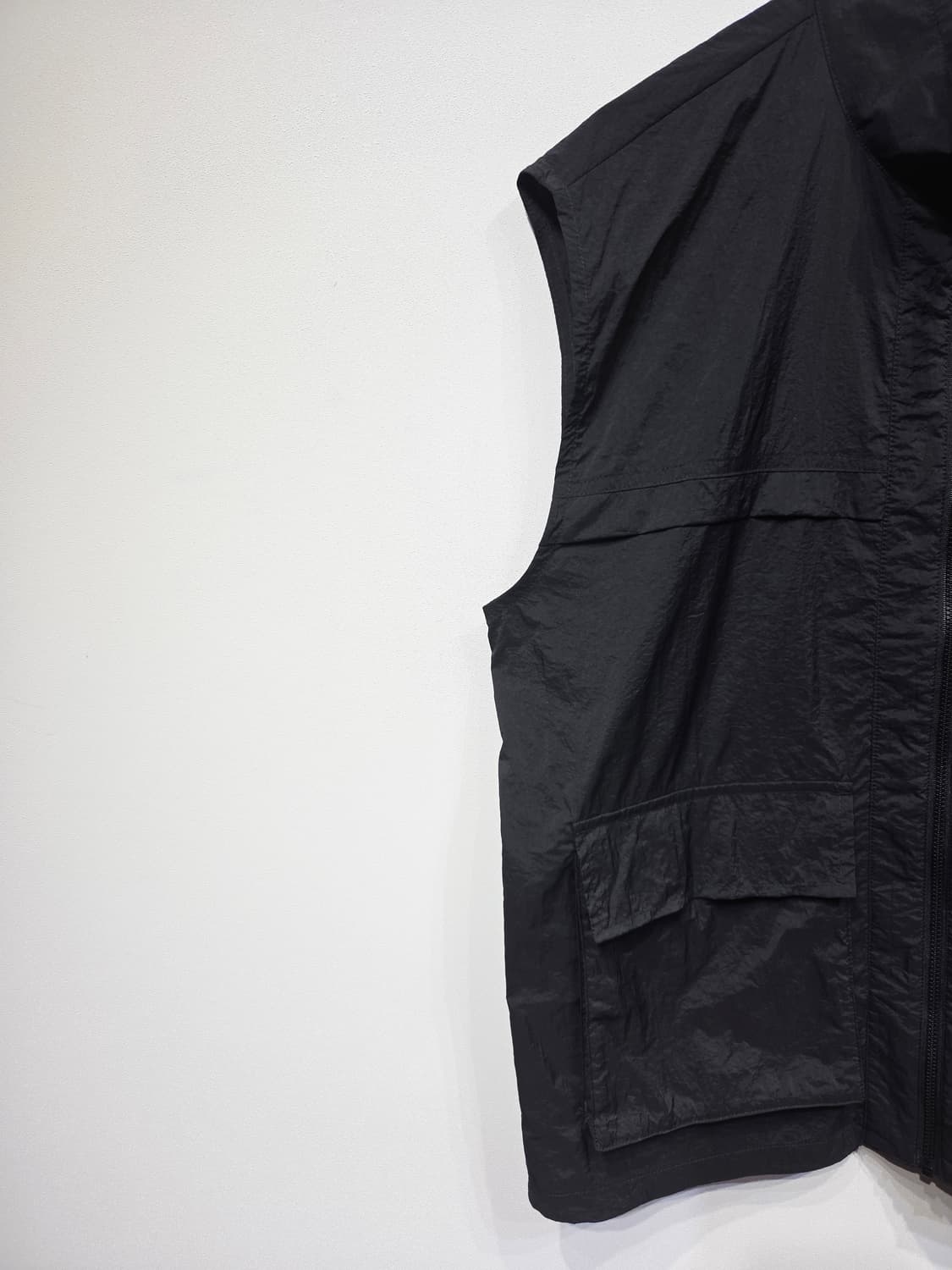 100(L). 노스페이스 블랙 나일론 포켓 베스트 상품이미지3