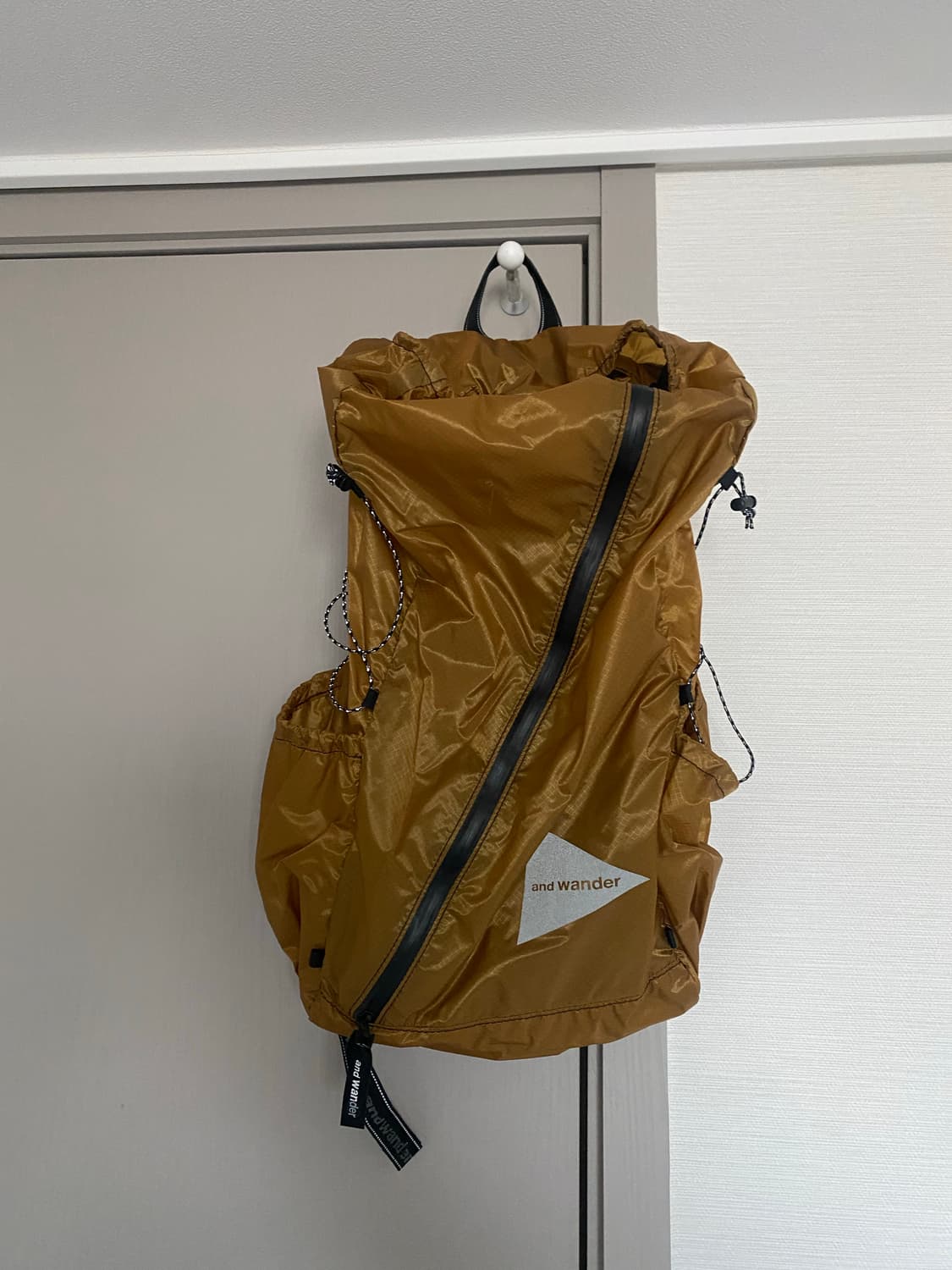 앤드원더 실데이 팩 백팩 And Wander 상품이미지1