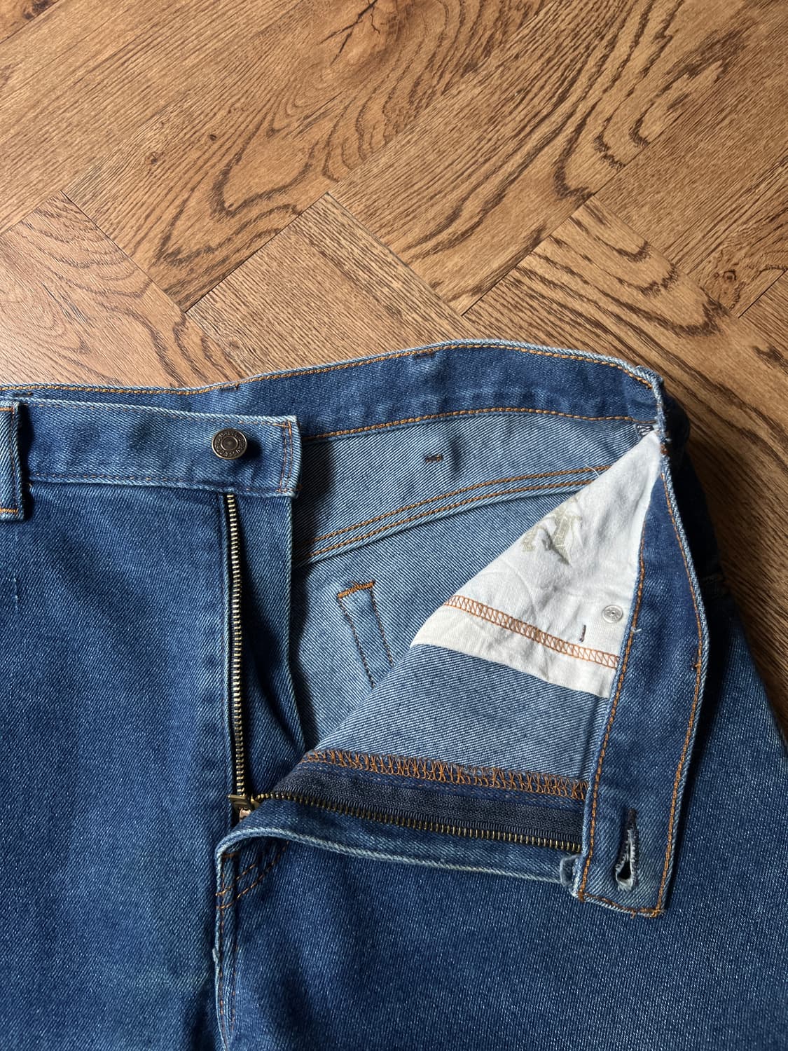 [34]리바이스 517 빈티지 워싱 플레어핏 스트레치 데님 팬츠 상품이미지3