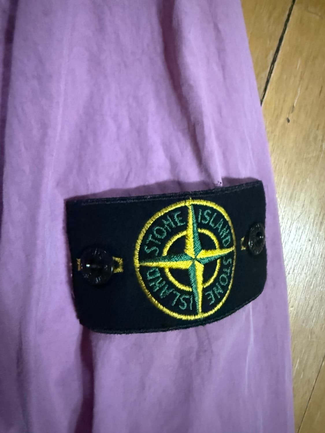 스톤아일랜드 가먼트 다이 후드 오버셔츠 상품이미지3