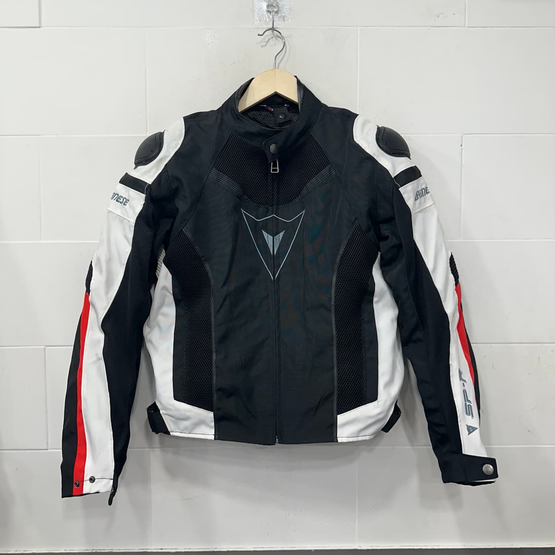 다이네즈 레이싱 자켓 상품이미지1