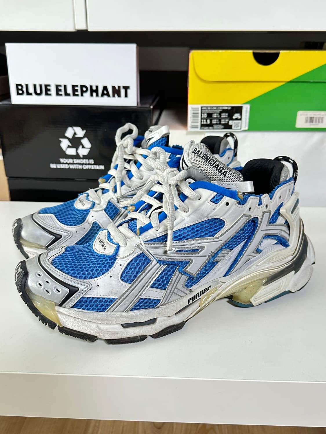 발렌시아가 뉴러너 43 블루 상품이미지2