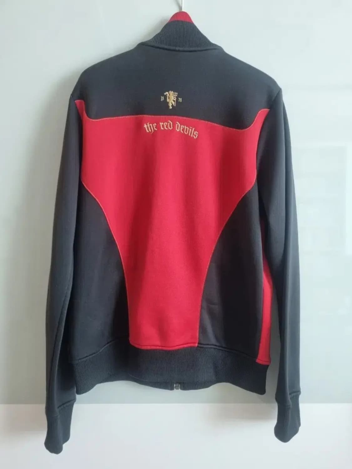 05-06 나이키 맨유 트랙탑 상품이미지2