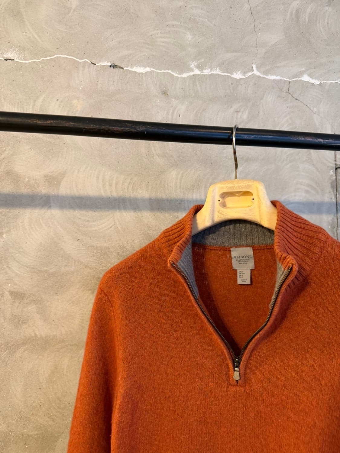 GIASONE 짚업 니트 100 상품이미지2