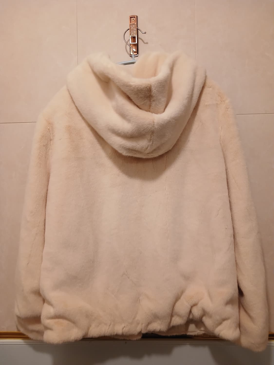 룸나인 정품 여성 후드 퍼자켓 66 사이즈 상품이미지8