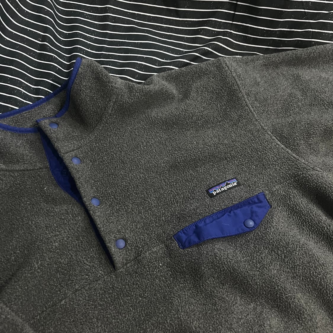 00s 파타고니아 신칠라 후리스 L 차콜블루 상품이미지3