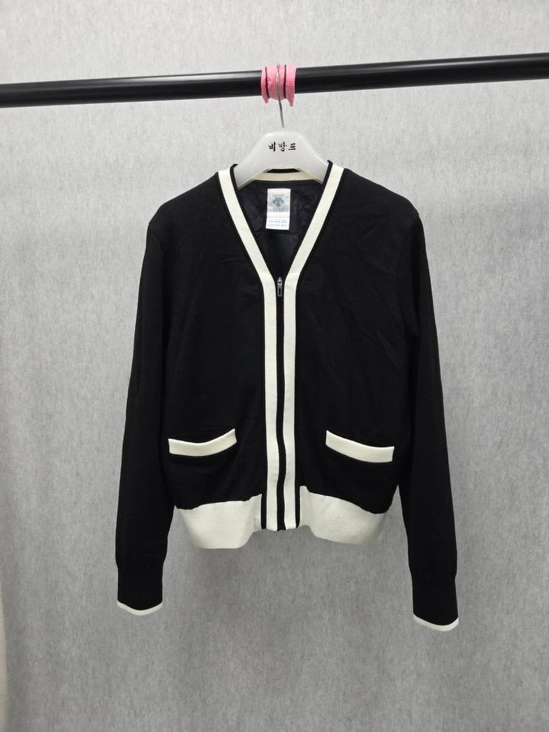 여성 95 데상트 골프 니트 가디건 상품이미지1