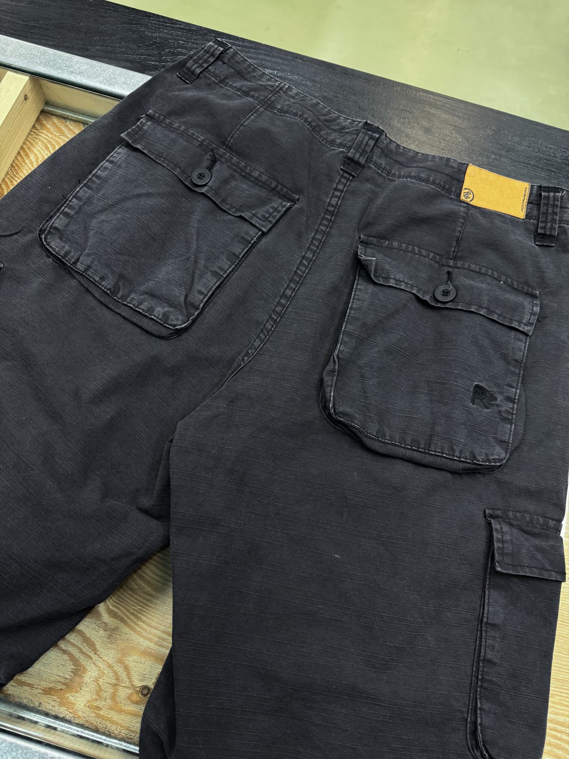 로카웨어 블랙 카프리 카고 쇼츠 상품이미지4