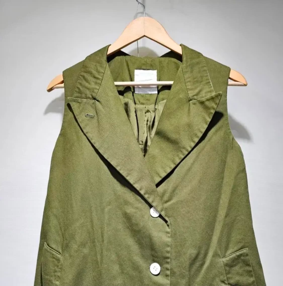 구호(KUHO) 카키 롱 베스트 ~55반 상품이미지4