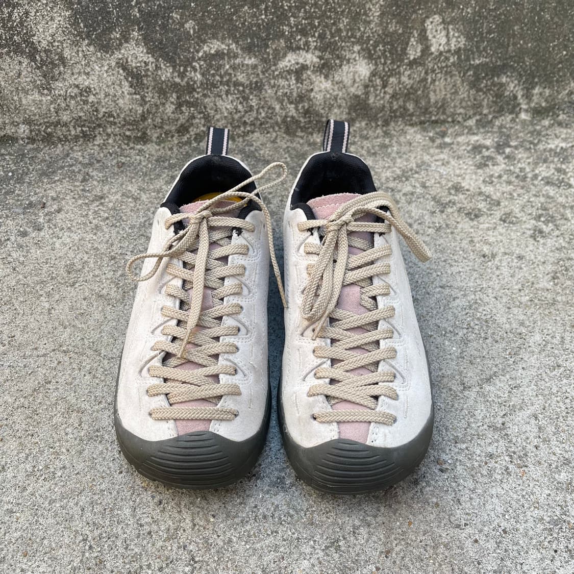 [235] 킨 재스퍼 스웨이드 스니커즈 버치 펀 상품이미지2