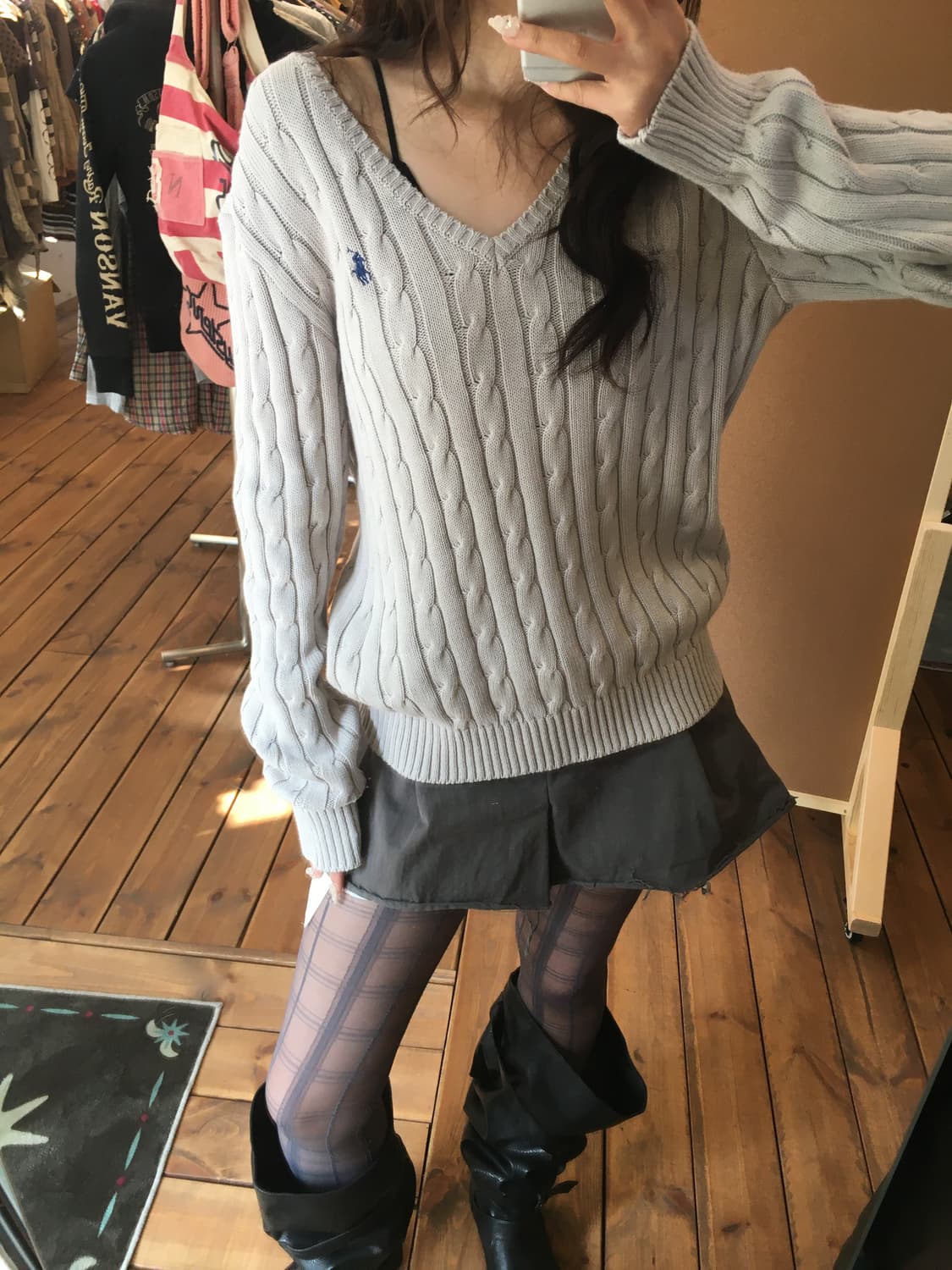 폴로 그레이 브이넥 꽈배기 니트 상품이미지2