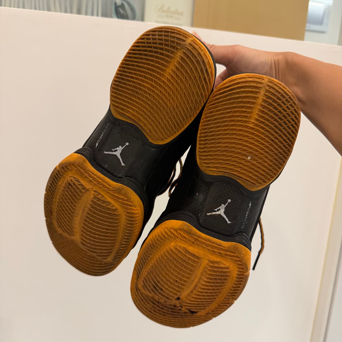 NIKE 나이키 에어조던 옐로 M10 블랙 아토믹망고 260 상품이미지4