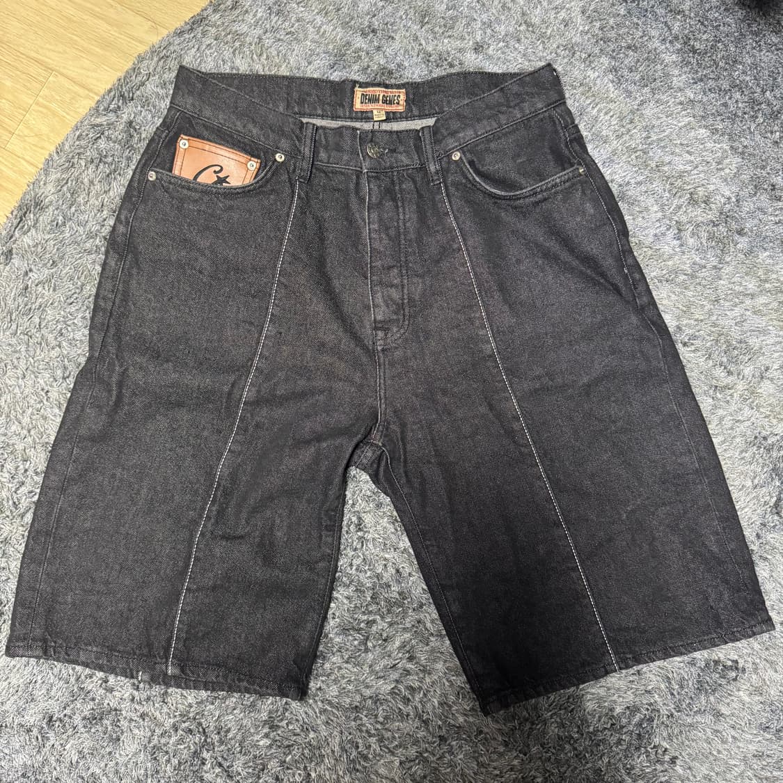 [M,32] corteiz 데님 쇼츠 블랙 상품이미지1