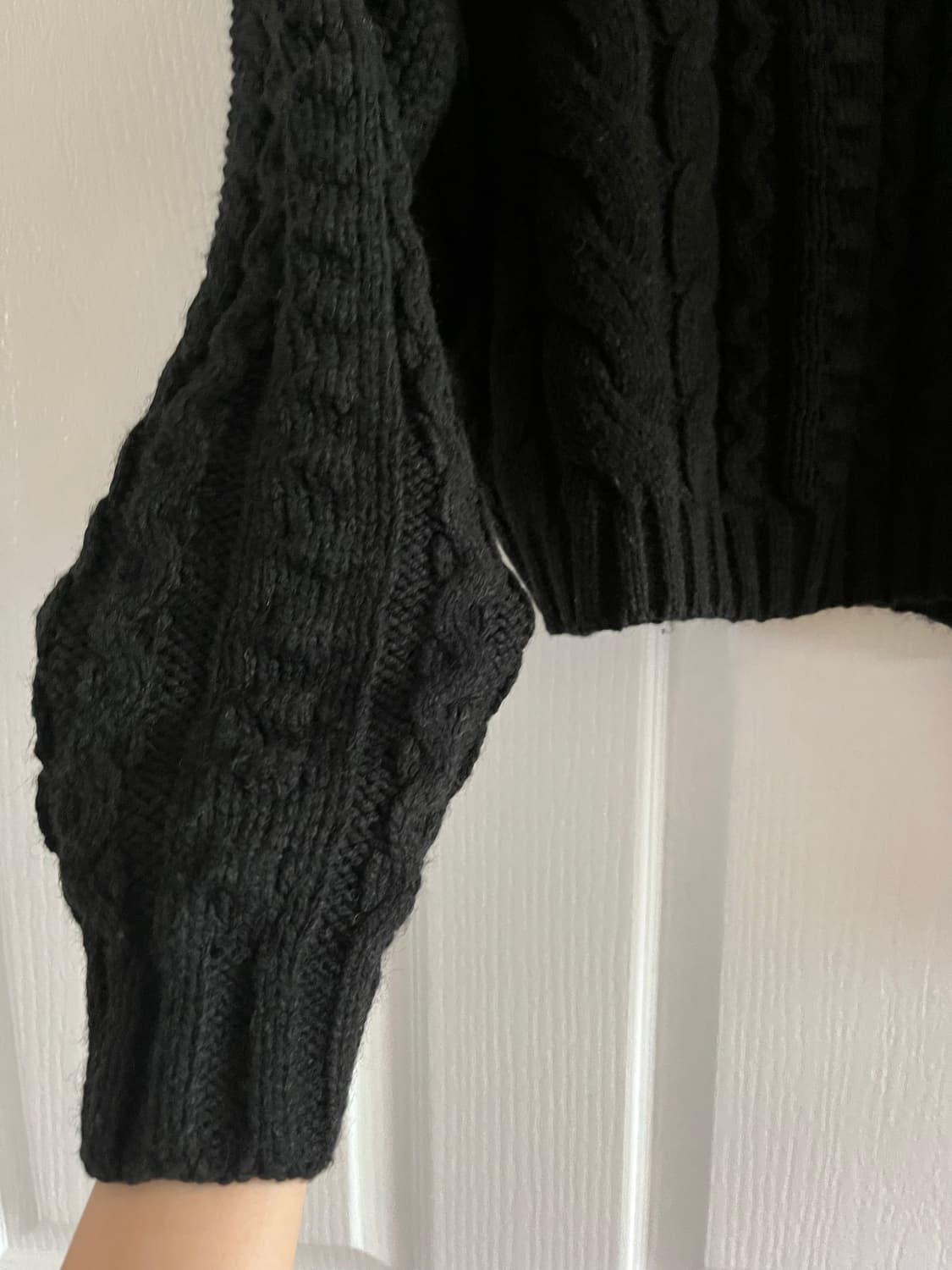 폼폼 꽈배기 니트 상품이미지2