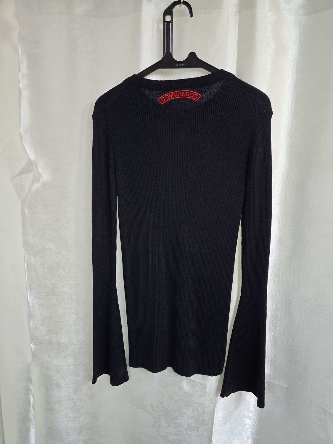 EACH X OTHER 블랙 니트 긴팔 블라우스 (1977) 상품이미지2