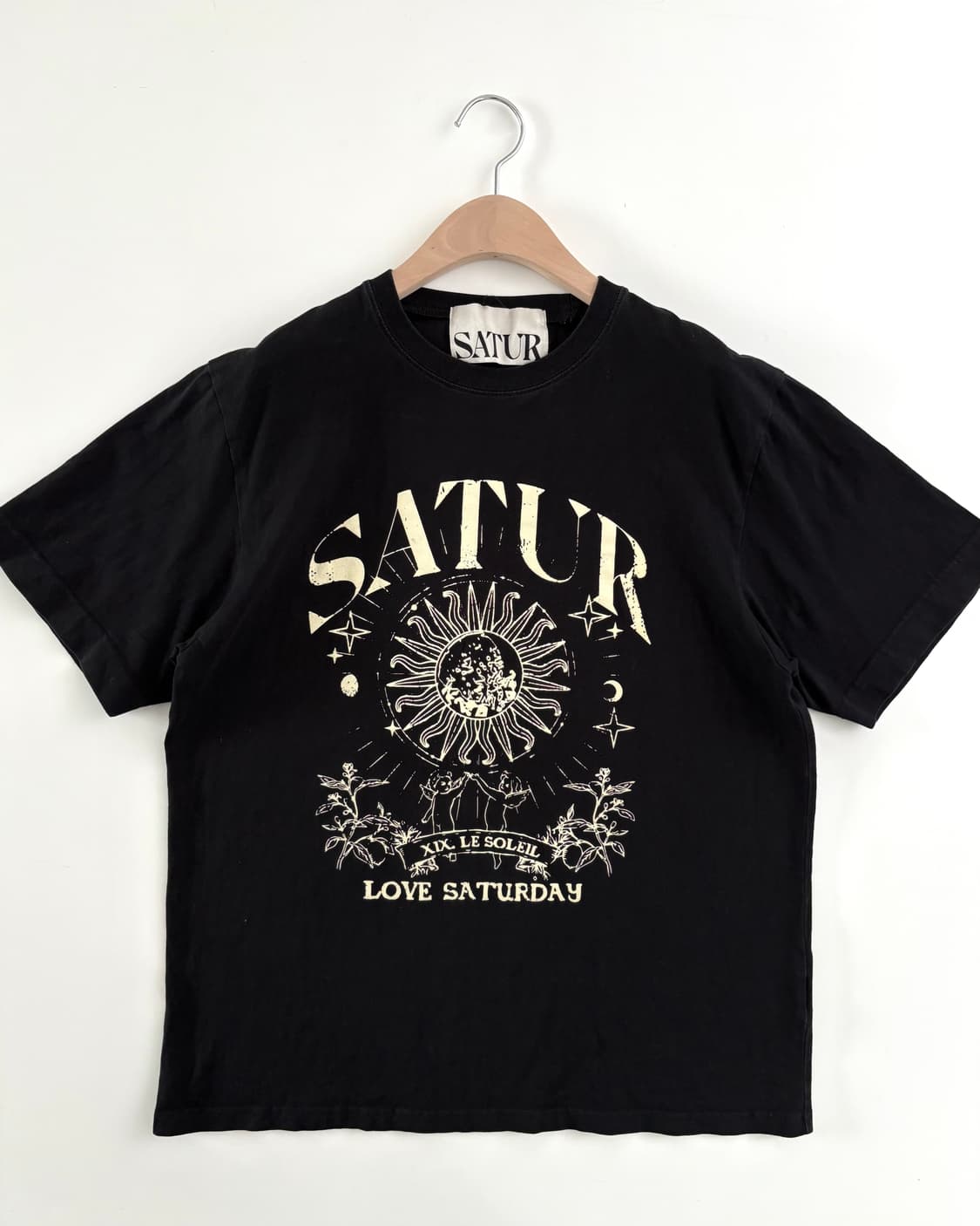 Satur 세터 블랙컬러 타로 그래픽 티셔츠 상품이미지3