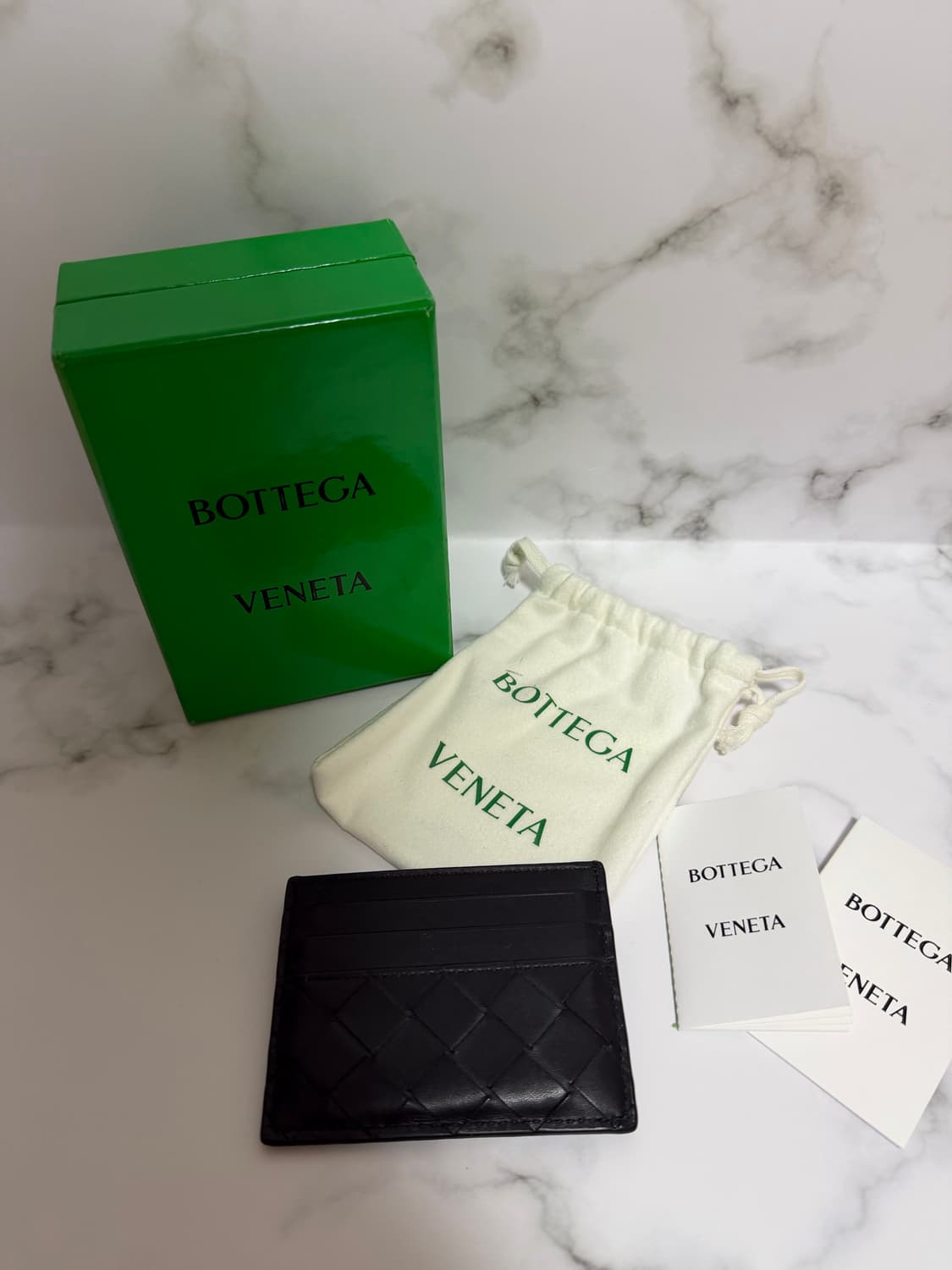 보테가베네타 신형 인트레치아토 카드지갑 상품이미지1