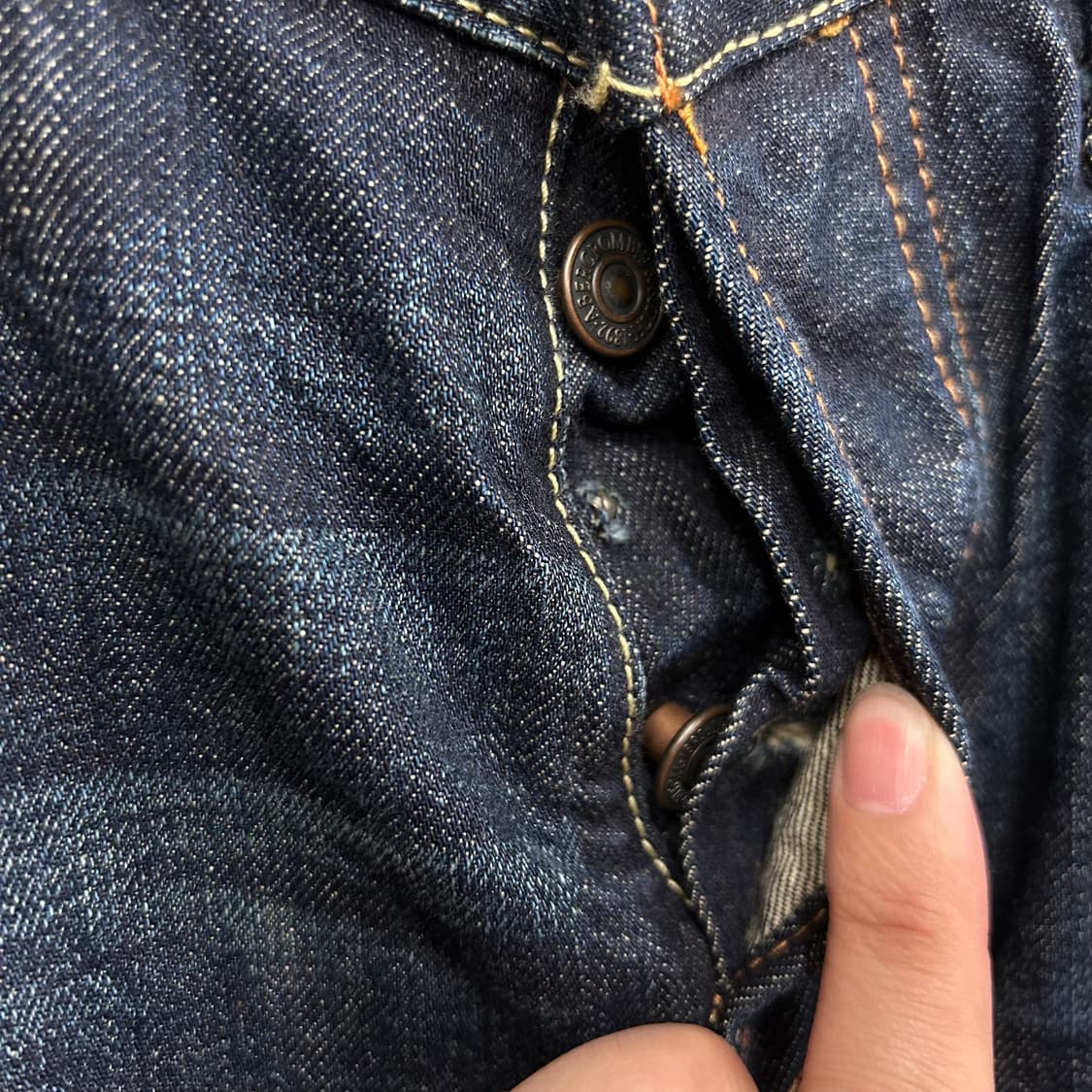 아베크롬비 앤 피치 레귤러핏 버튼플라이 데님팬츠 상품이미지3