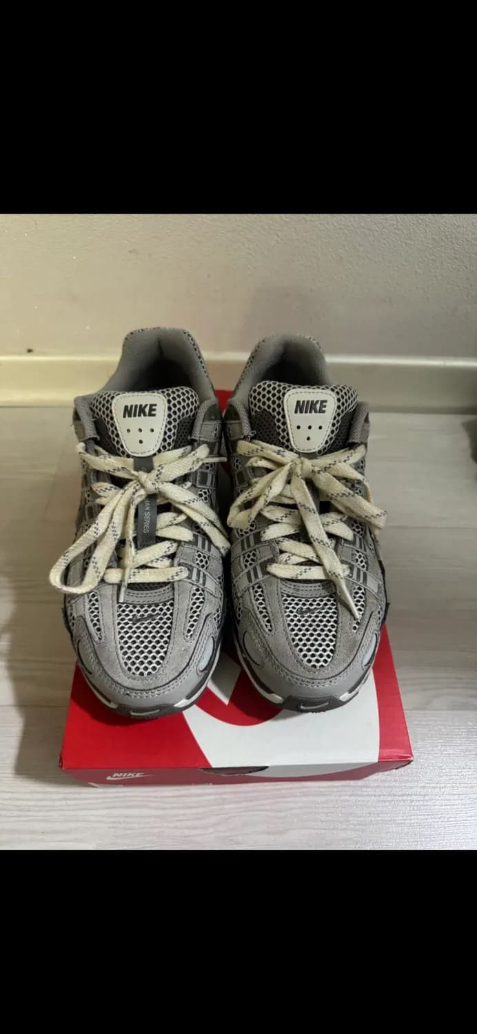 나이키 P-6000 프리미엄 라이트 아이언 오어 상품이미지1