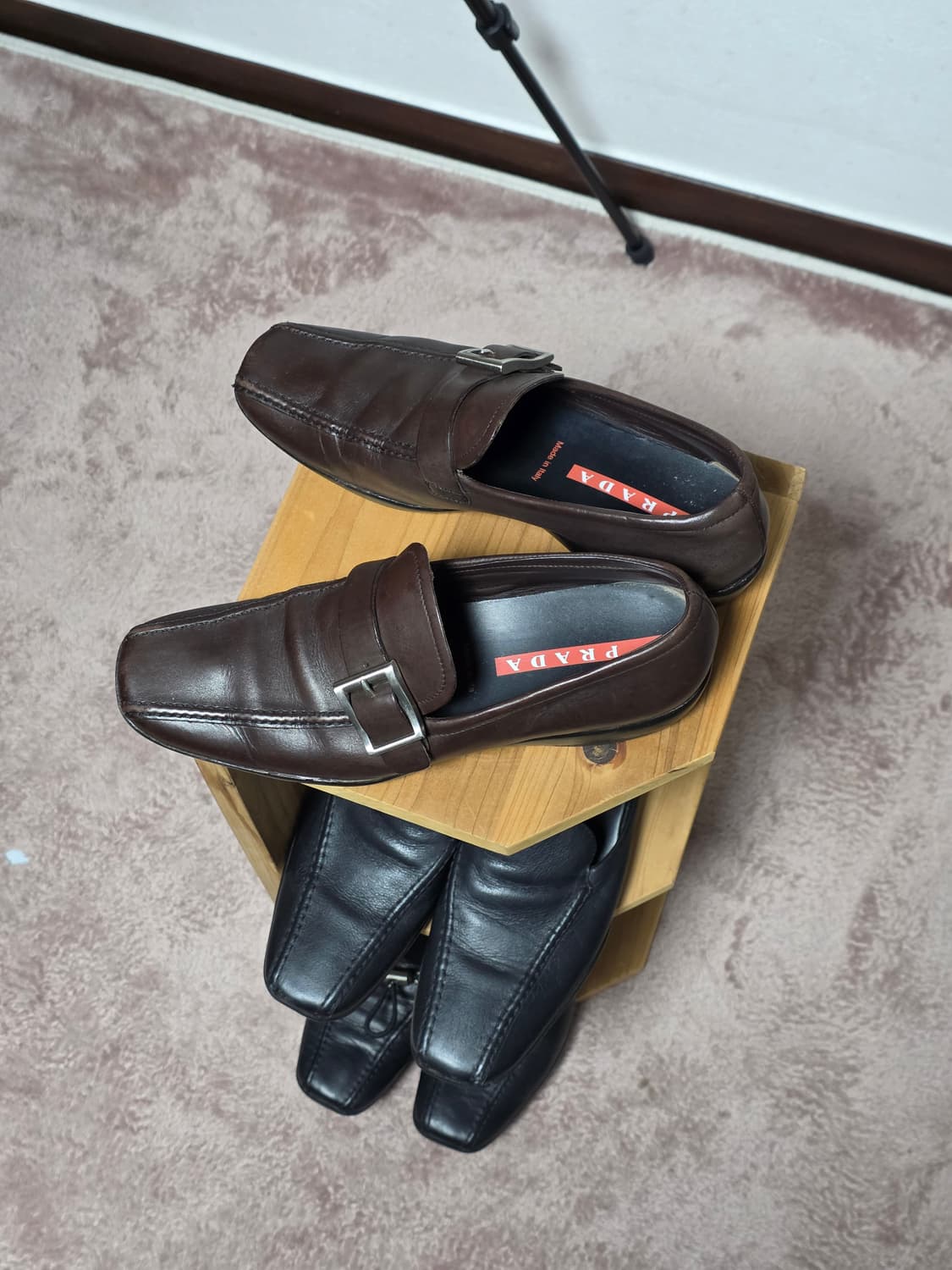 00s Prada sports brown buckle roafers  상품이미지3