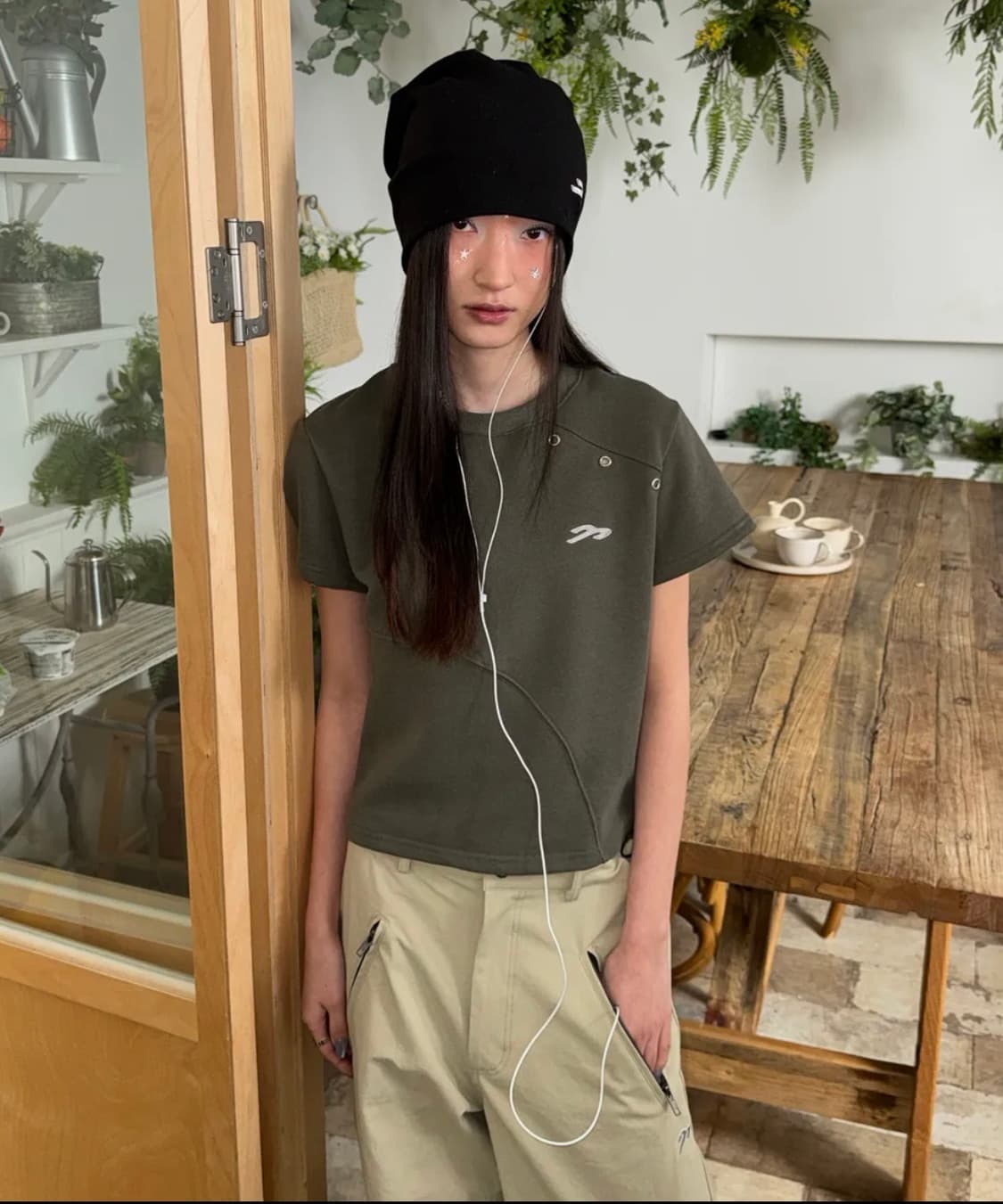 탄산마그네슘 절개 아일렛 티셔츠 상품이미지1