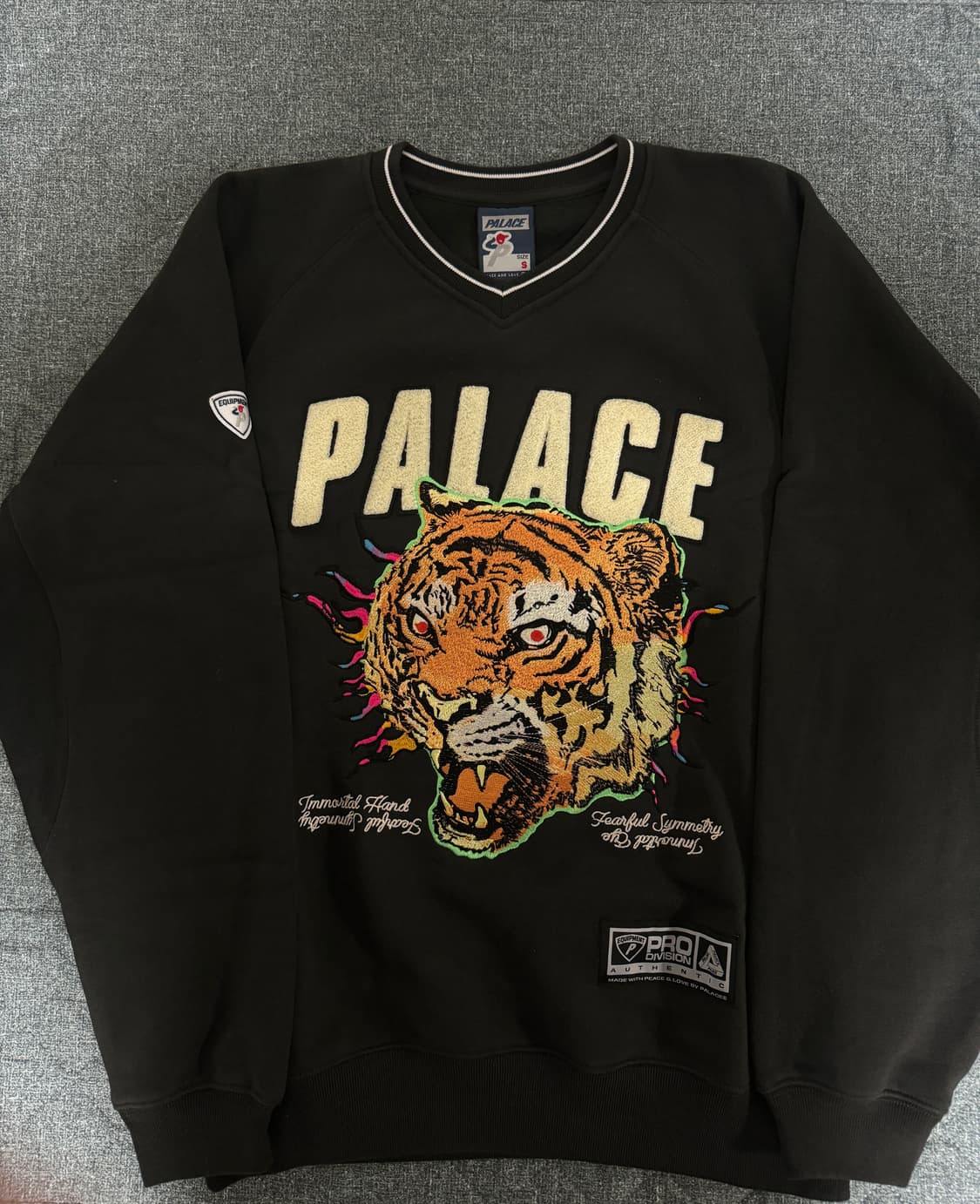 (S)팔라스 토라토라 맨투맨 블랙 상품이미지1