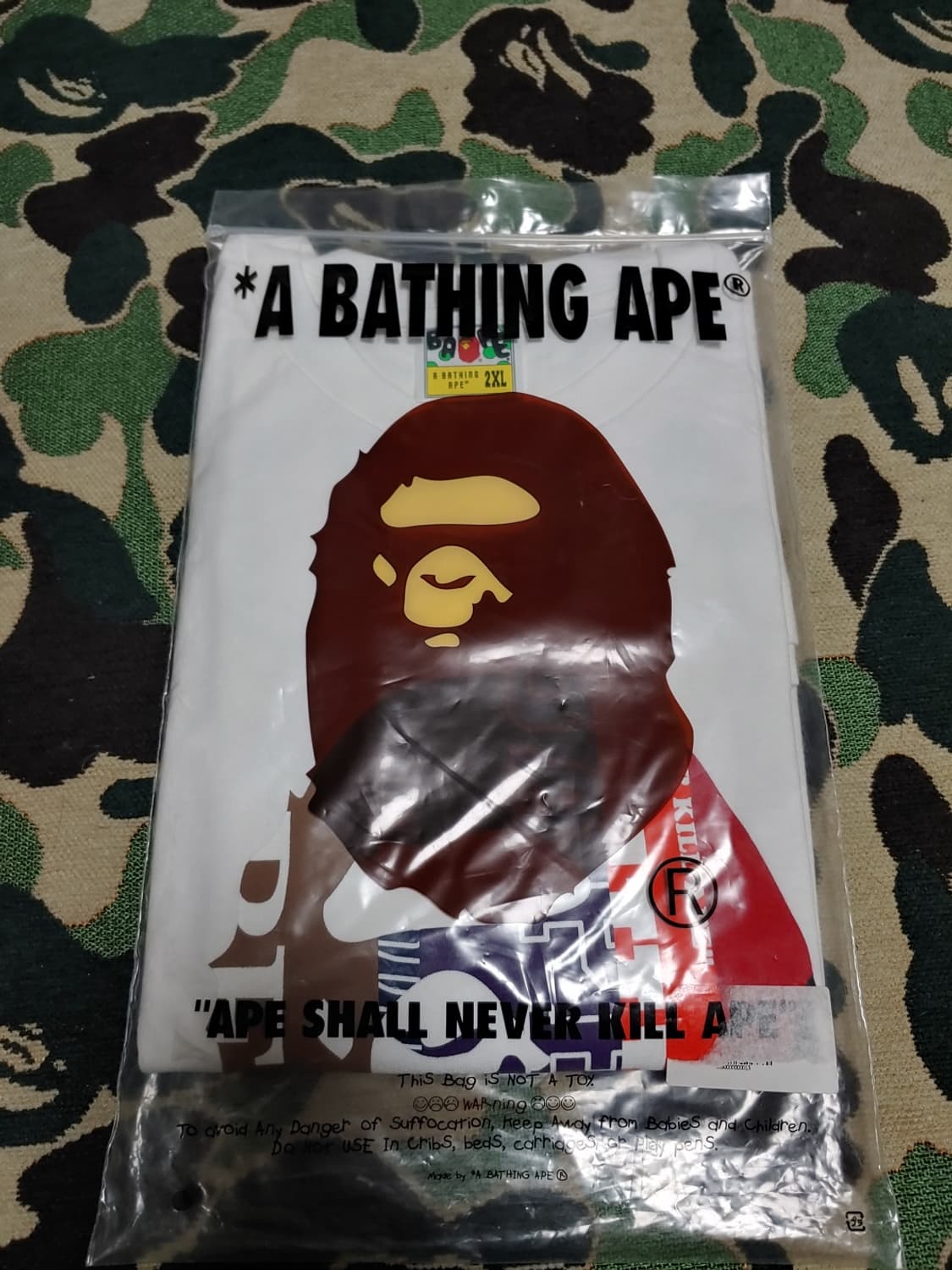 [2XL] 베이프 팬 스카프 빅에이프 반팔티 화이트 상품이미지2