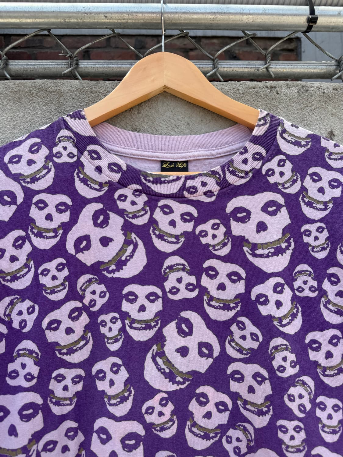 Vtg Lush Life ‘Misfits Tee’ 상품이미지2