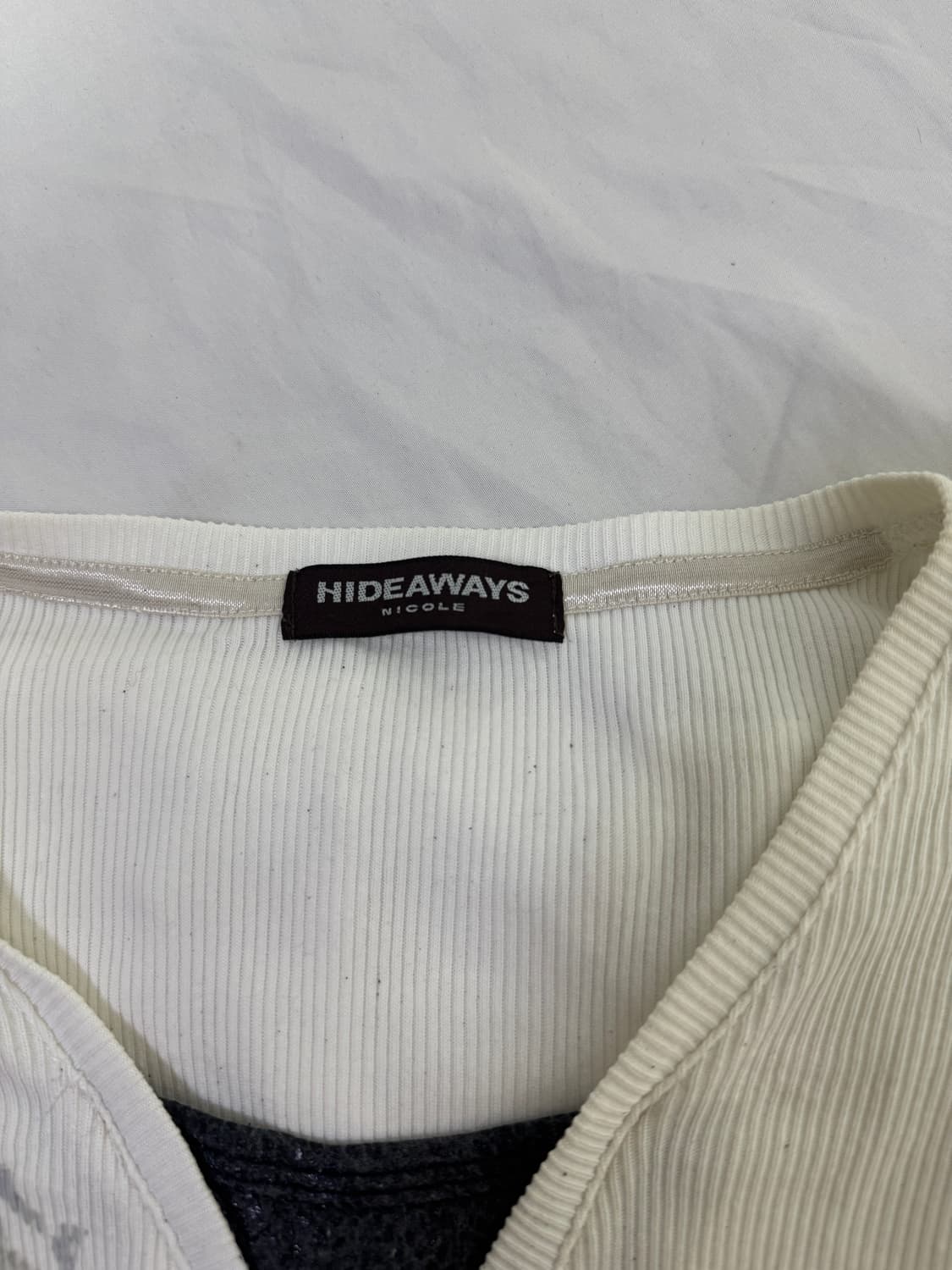 Hideaways nicole 트라이벌 골지 티 상품이미지6