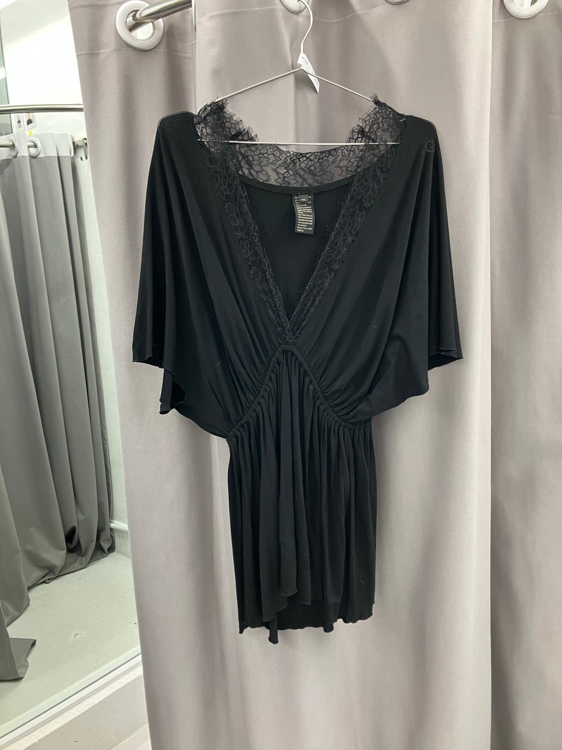 레이스 딥브이넥 원피스 상품이미지1