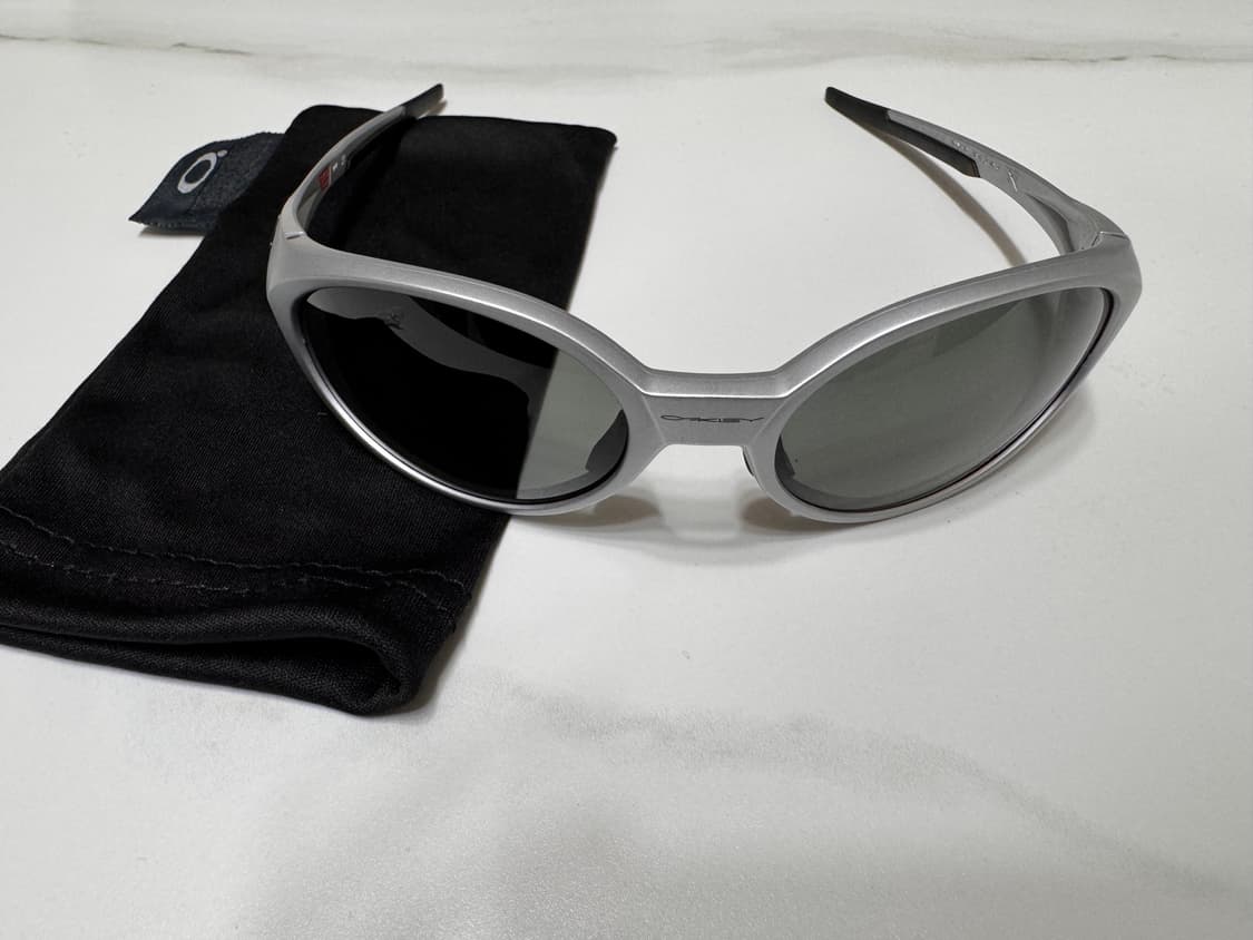 오클리 아이자켓 리덕스 실버 선글라스 정품 상품이미지1