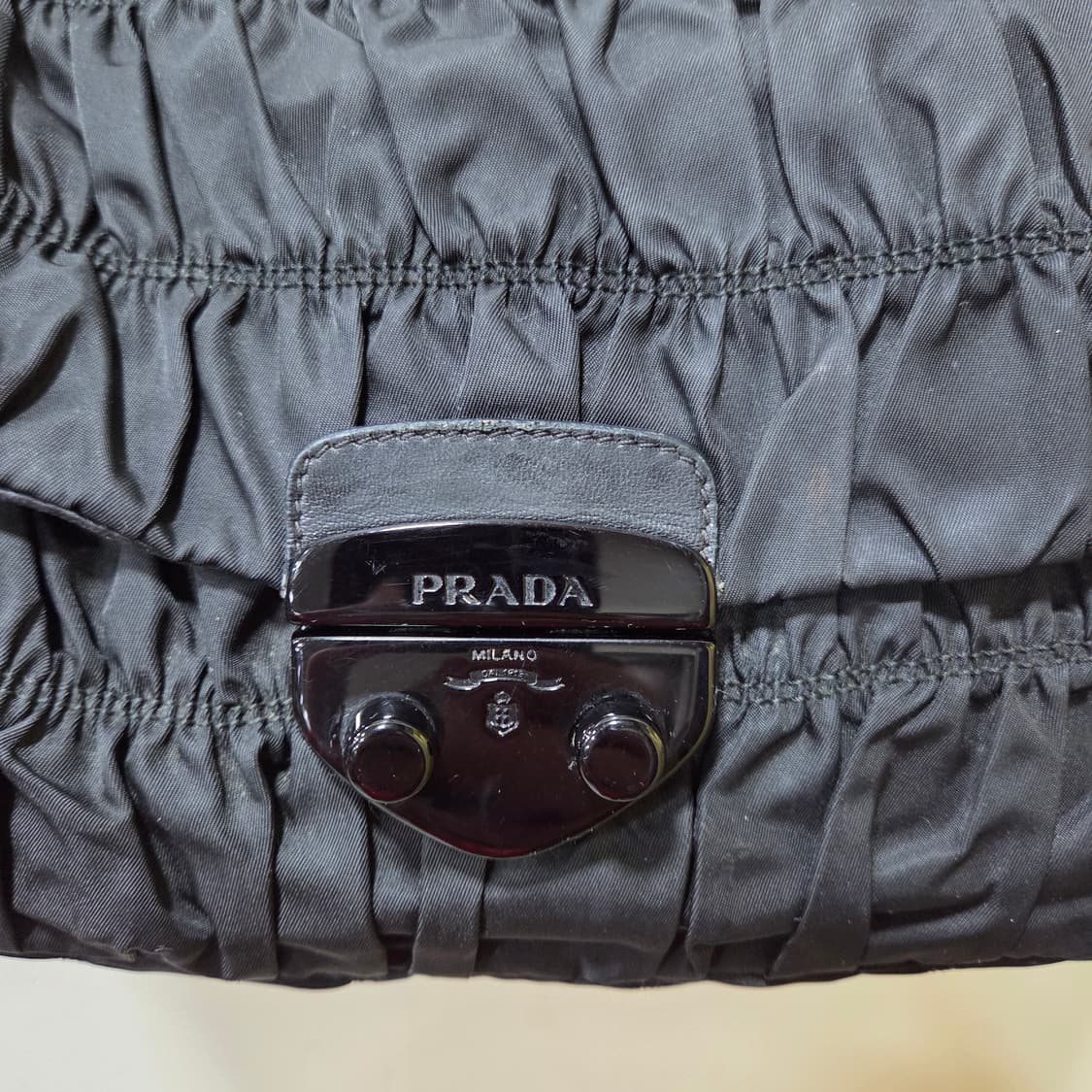 프라다 고프레 미듐 숄더 상품이미지2
