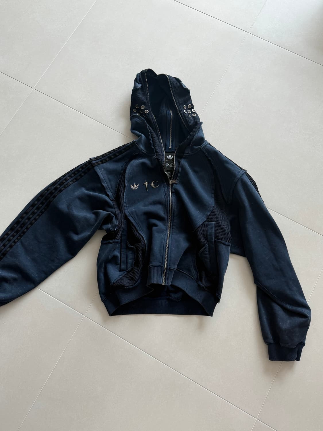 아디다스 x 떠그클럽 후드집업 s사이즈 상품이미지1