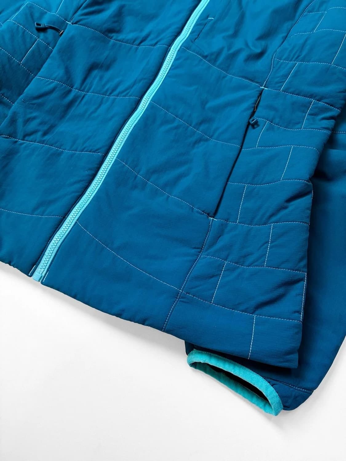 파타고니아 우먼스 나노 에어 울트라라이트 패딩 PN5630 상품이미지4