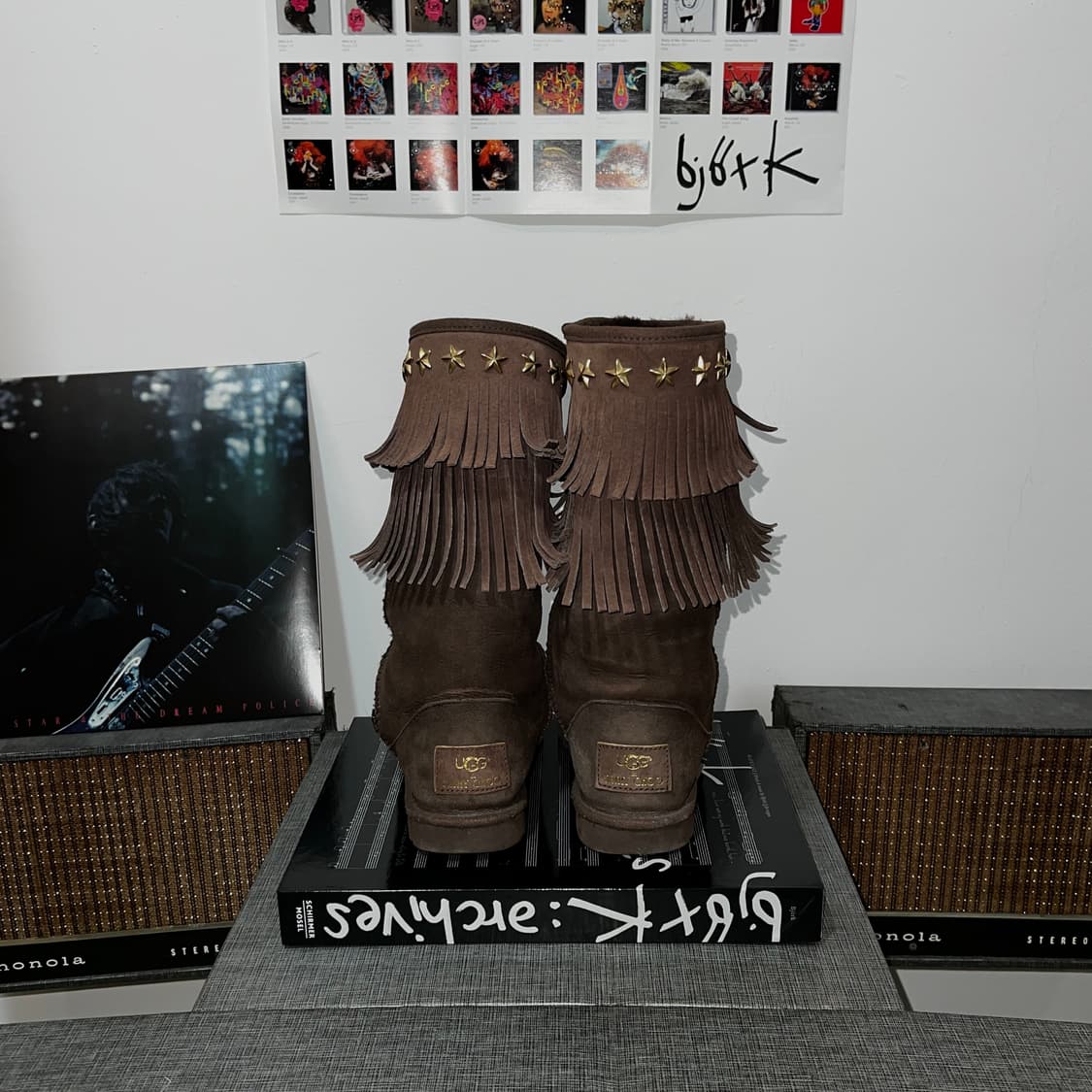 지미추 X 어그 스터드 부츠 모카 브라운 상품이미지5