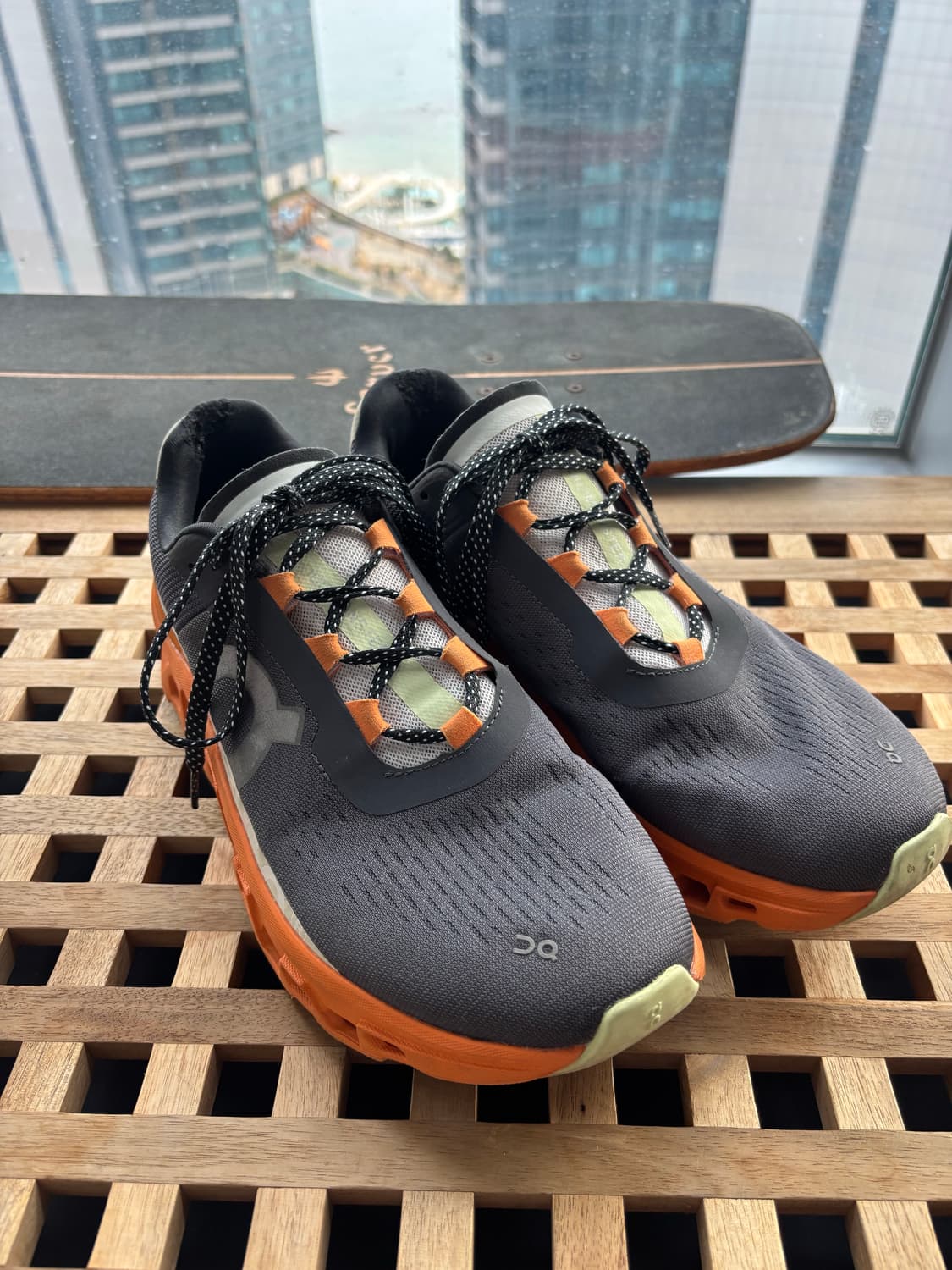 온러닝 클라우드몬스터 265 상품이미지1