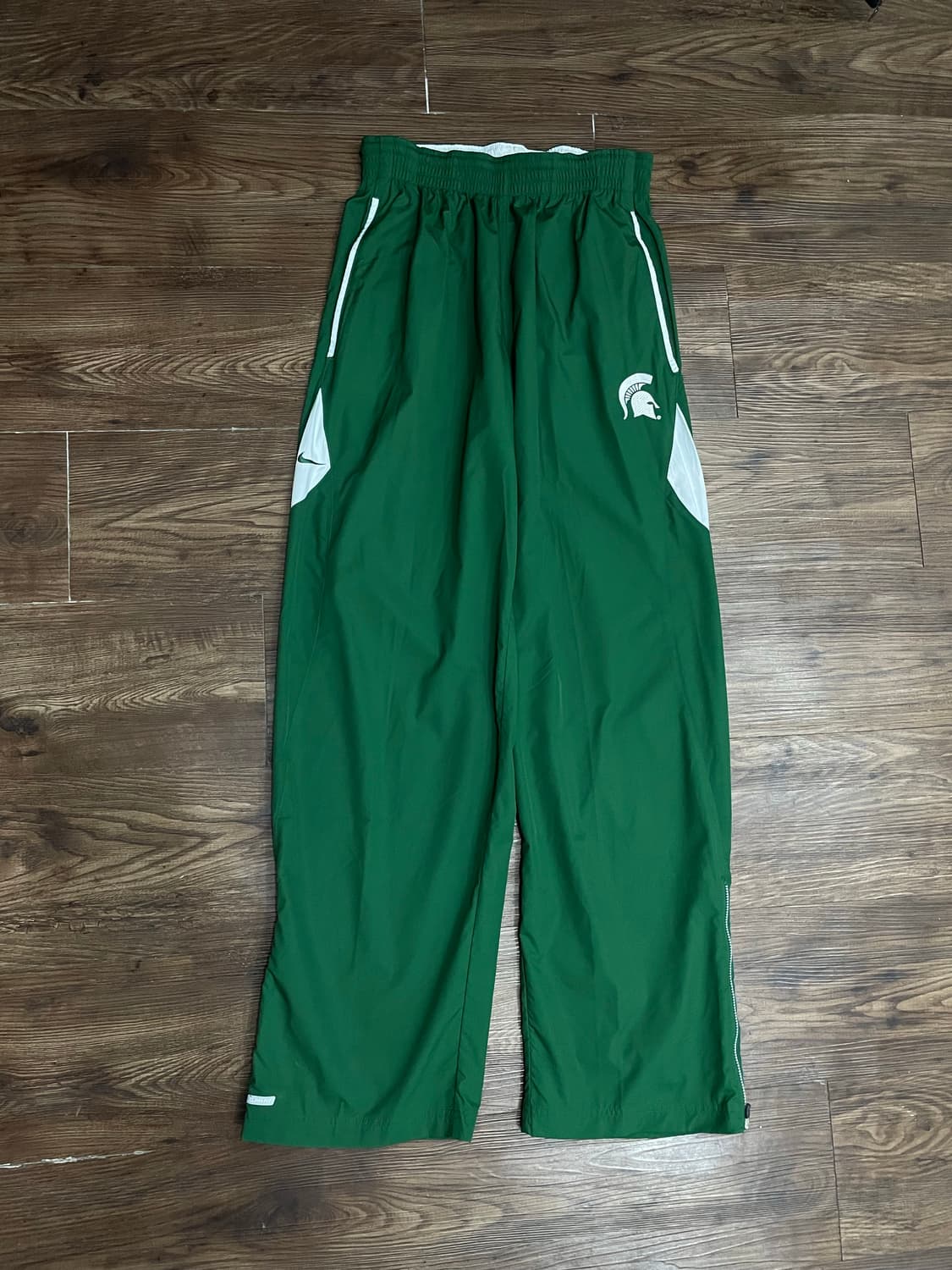 나이키 올드스쿨 우븐 윈드 팬츠 그린 상품이미지1