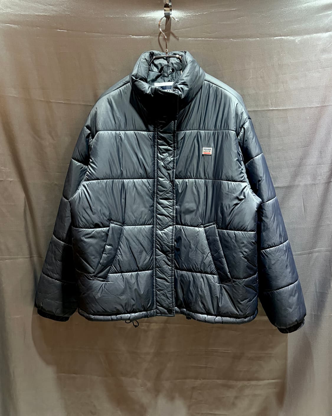 M Levi's 리바이스 스몰패치 로고 퍼포먼스 패딩 상품이미지2