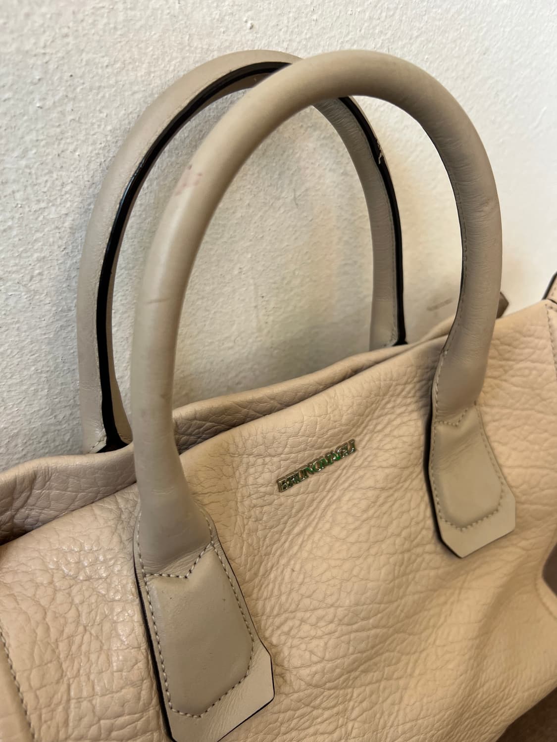 브루노말리 여성 베이지 소가죽 토트백 크로스백 상품이미지5