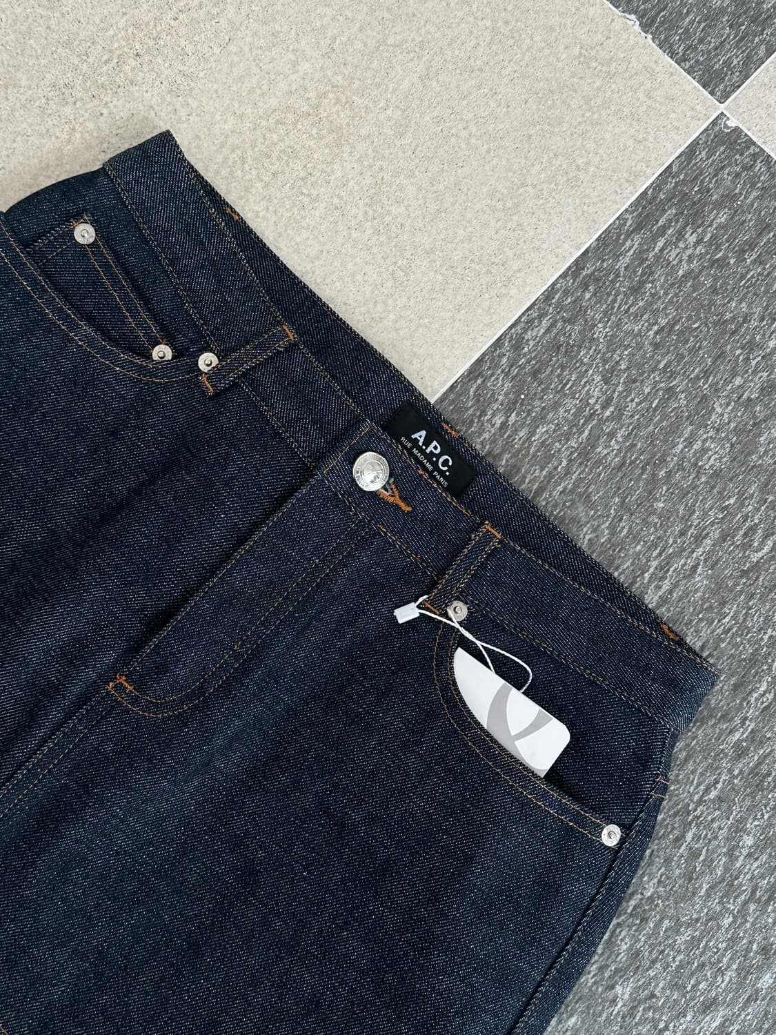 아페쎄 생지 데님 미니 스커트  상품이미지3