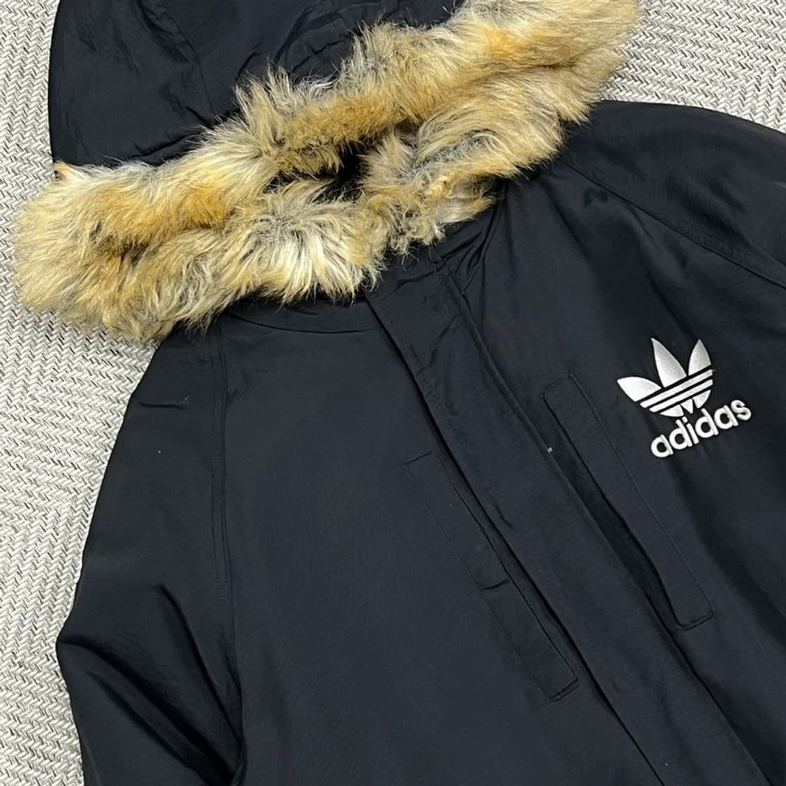 아디다스 패치로고 야상 패딩 v0928  상품이미지3