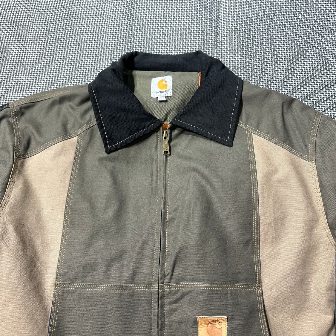 칼하트 리메이크 자켓 상품이미지2