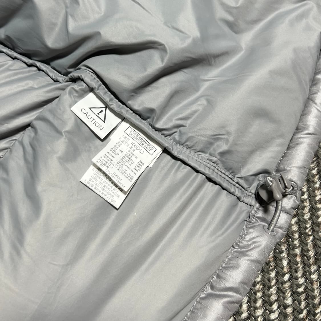 [XL] Northface 노스페이스 눕시 신형 검/회 패딩조끼 상품이미지6