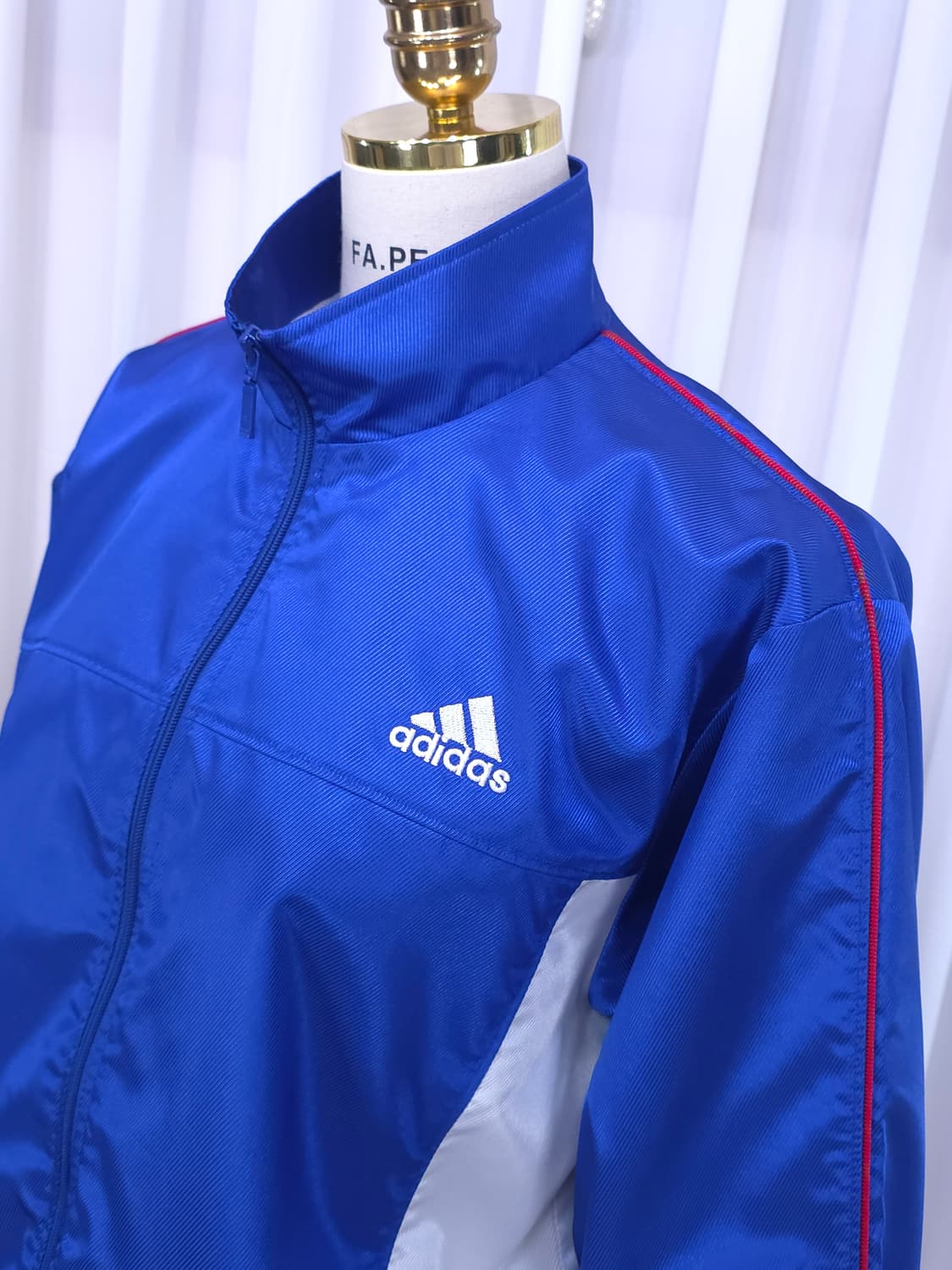 06's 아디다스 블루 화이트 배색 트랙탑 상품이미지4