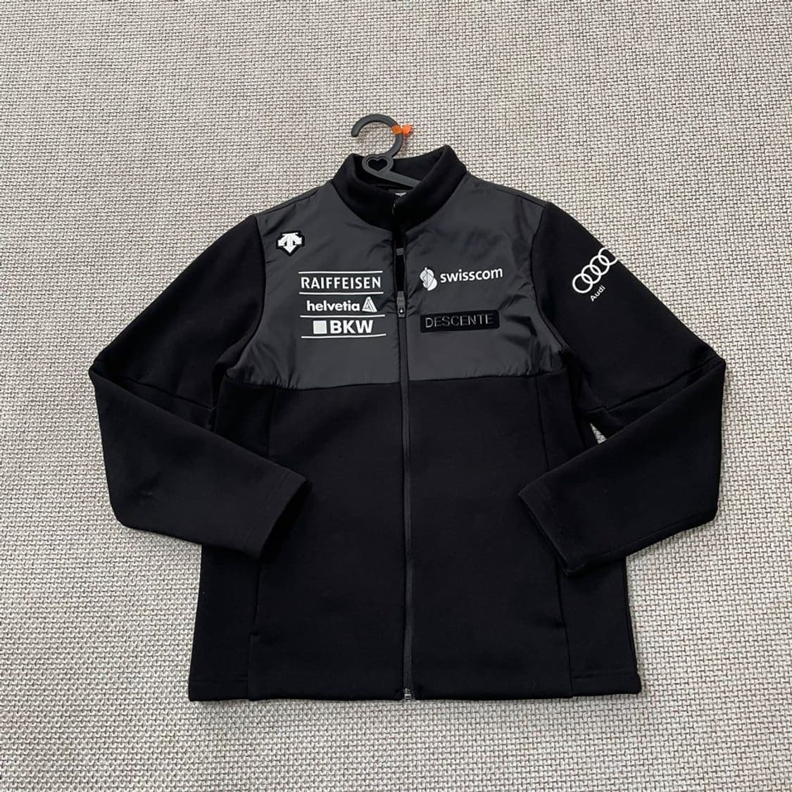 데상트 아우디 스키집업  5633 상품이미지1