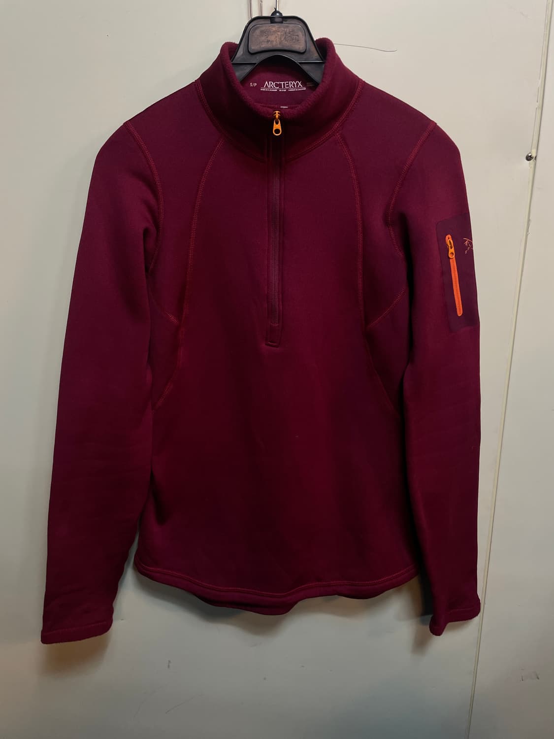 아크테릭스 반집업 후리스 상품이미지1