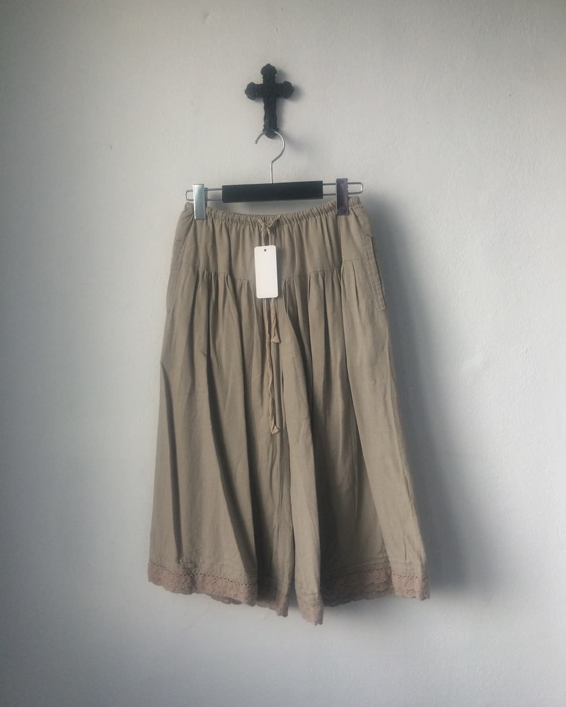 Crochet trimming cotton pants 상품이미지1