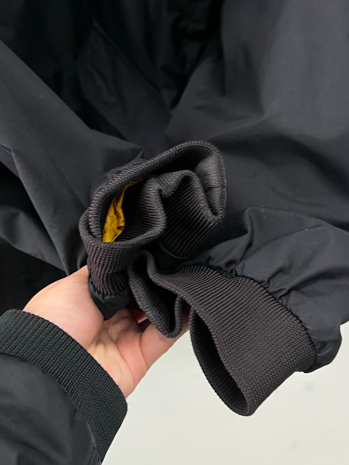 나이키 올드스쿨 백로고 블루종 바람막이 자켓 블랙/옐로우 상품이미지4