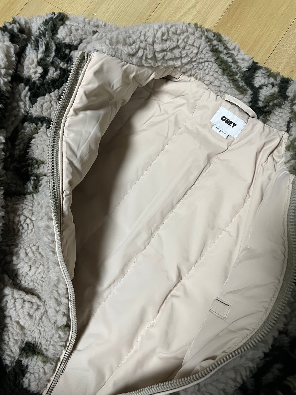 오베이 머쉬룸 셰르파 자켓 실버그레이 멀티 M사이즈 상품이미지6