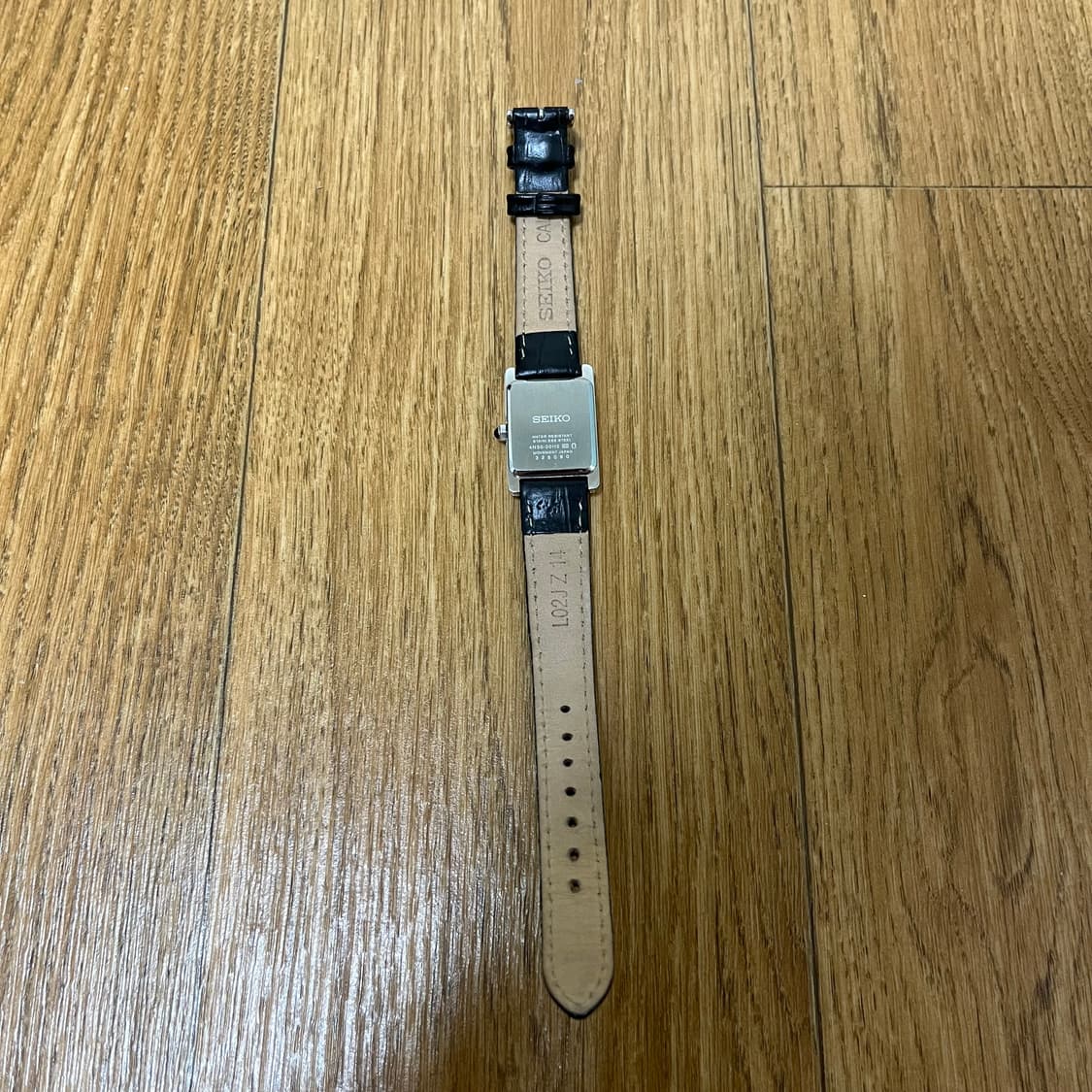 세이코 탱크 세르띠에 SWR053 쿼츠 가죽 사각 시계 상품이미지3